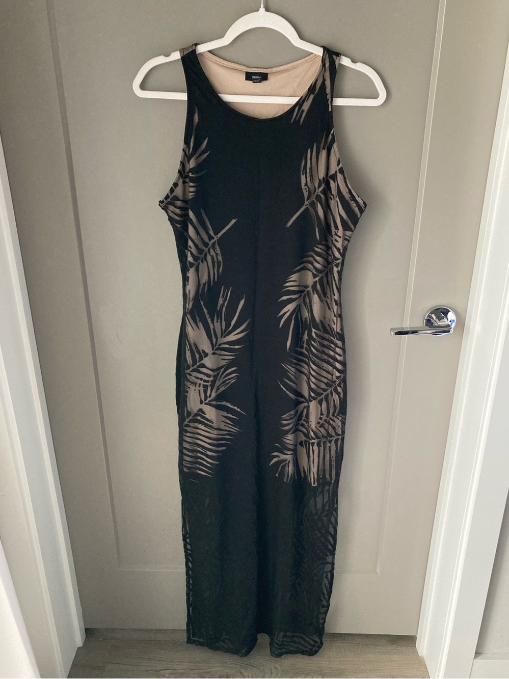 Mossimo Supply Co. Black Maxi Dress with Taupe Palm Print